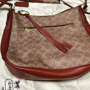 Chaise crossbody in signature canvas… With matching new wallet…